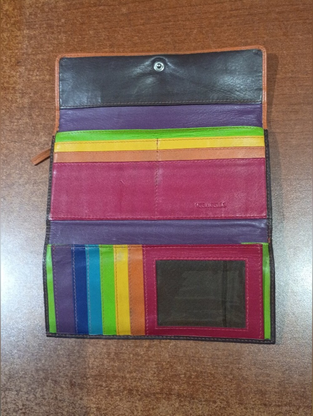 Vera Pelle Rainbow Leather Trifold Wallet
